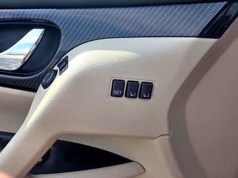 Used 2020 Nissan Rogue SL w/ Premium Package image 15