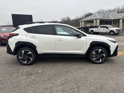 New 2025 Subaru Crosstrek 2.5i Limited w/ Popular Package #3A image 2