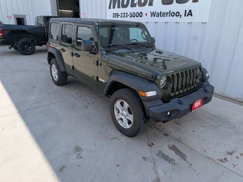 Used 2021 Jeep Wrangler Unlimited Sport AWD/4WD image 8