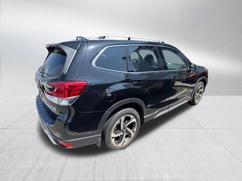 Certified 2022 Subaru Forester Touring w/ Popular Package #2 AWD/4WD image 5
