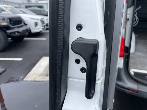 Used 2019 Mercedes-Benz Sprinter 1500 image 25