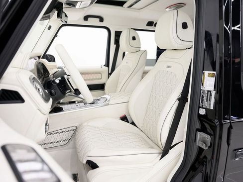 Used 2025 Mercedes-Benz G 63 AMG 4MATIC image 39