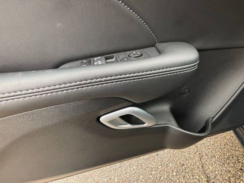 Used 2023 Dodge Challenger GT w/ Plus Package image 12