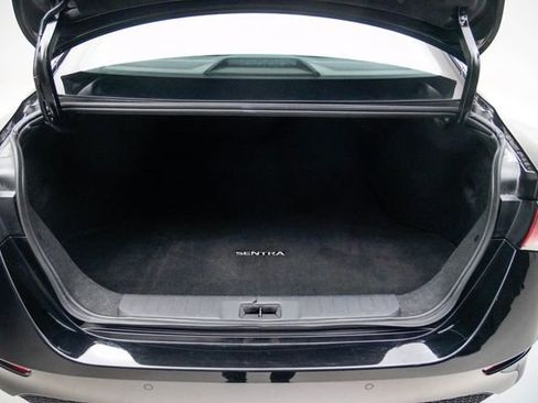 Used 2024 Nissan Sentra SV FWD image 12