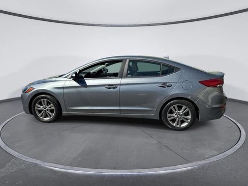 Used 2018 Hyundai Elantra Value Edition FWD image 2