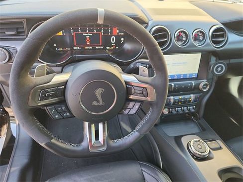 Used 2022 Ford Mustang Shelby GT500 w/ Technology Package image 11