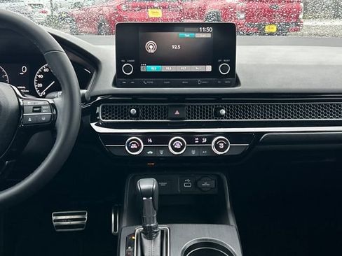 Used 2023 Honda Civic Sport image 24