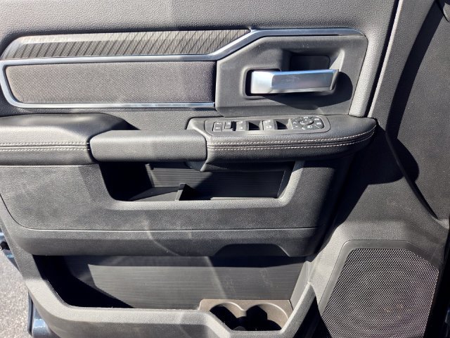 New 2027 RAM 3500 Big Horn AWD/4WD image 21