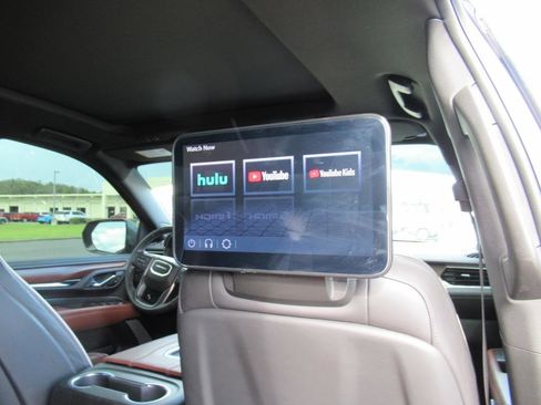 Used 2024 GMC Yukon XL Denali Ultimate image 32