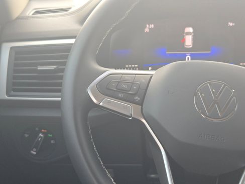 Used 2023 Volkswagen Atlas SE FWD image 19