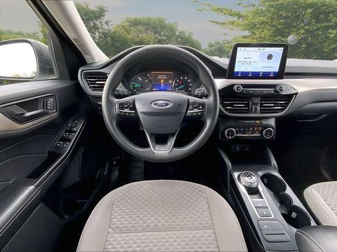 Used 2022 Ford Escape SE FWD image 8