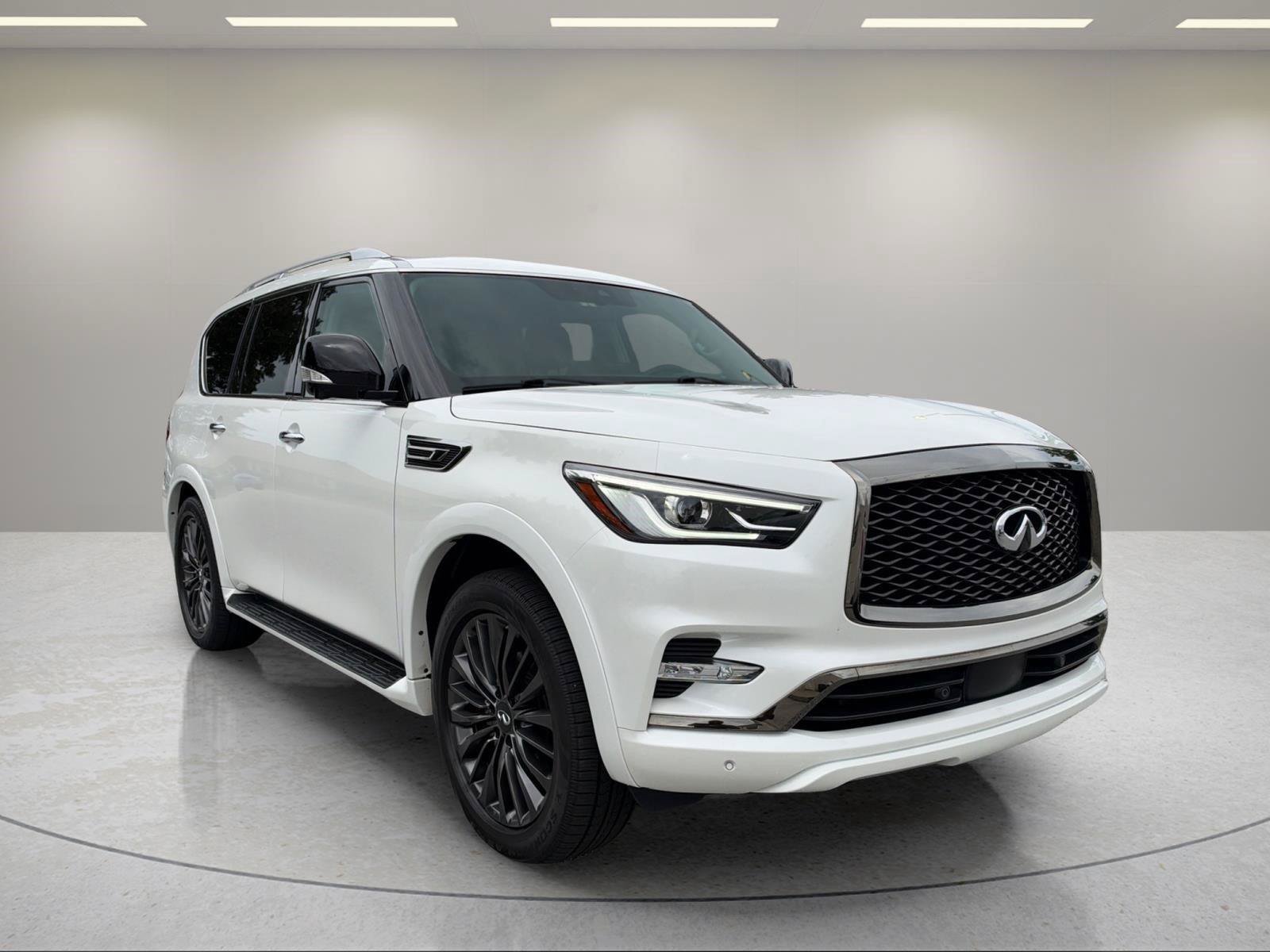 Used 2023 INFINITI QX80 Premium Select w/ Cargo Package AWD/4WD image 10