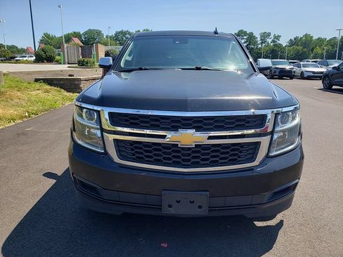 Used 2017 Chevrolet Suburban LT AWD/4WD image 9