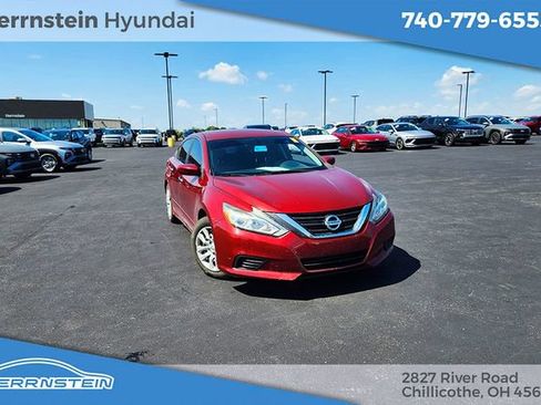 Used 2016 Nissan Altima 2.5 S w/ Power Driver Seat Package FWD image 1