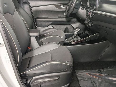 Used 2022 Kia Forte GT-Line w/ GT-Line Technology Package image 29