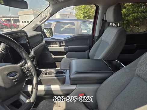 Used 2022 Ford F150 XLT w/ Equipment Group 302A High AWD/4WD image 4