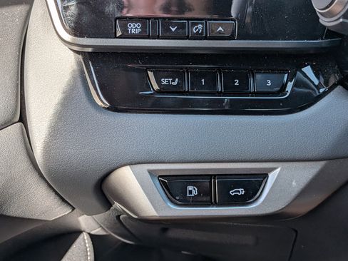 Used 2025 Lexus RX 350 Premium Plus w/ Convenience Package FWD image 25