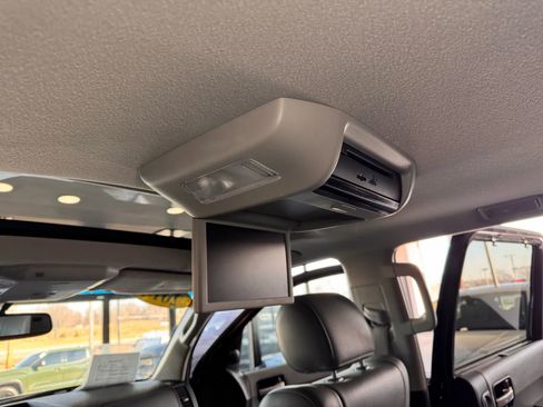 Used 2014 Toyota Sequoia Platinum image 20