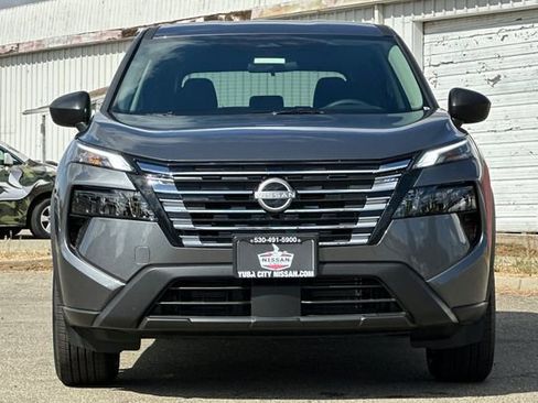 New 2026 Nissan Rogue S image 9