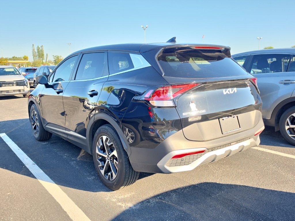 Used 2023 Kia Sportage EX FWD image 11