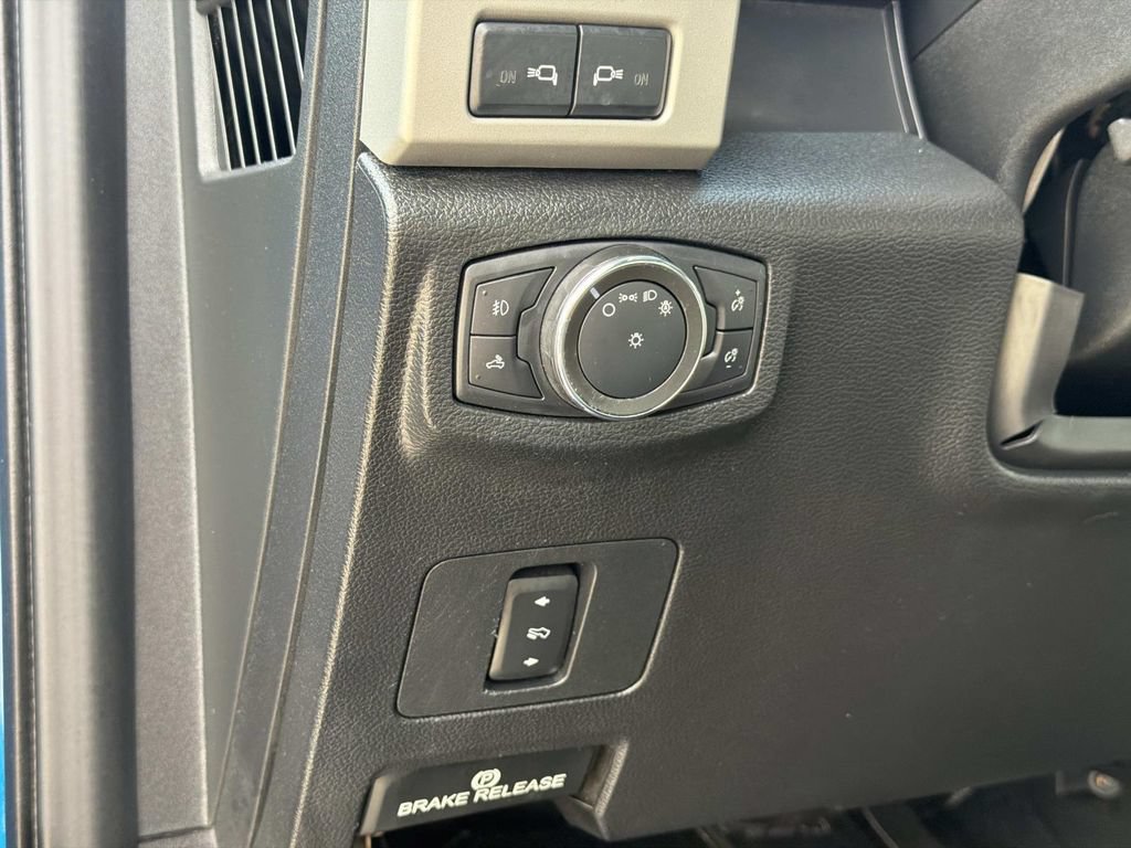 Certified 2021 Ford F250 Lariat w/ Lariat Value Package AWD/4WD image 23