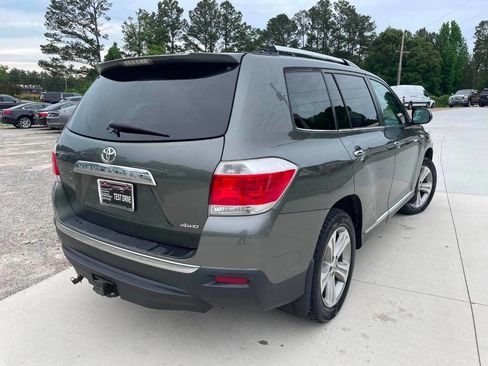 Used 2012 Toyota Highlander Limited w/ Tow Pkg AWD/4WD image 6