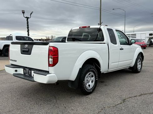Used 2019 Nissan Frontier S image 6