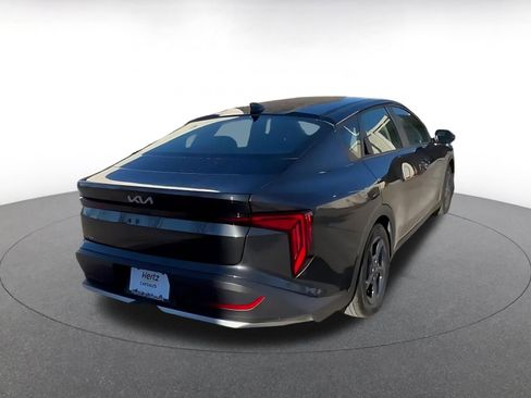 Used 2025 Kia K4 LXS image 12