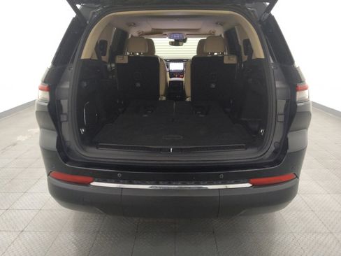 Used 2022 Jeep Grand Cherokee L Limited image 29