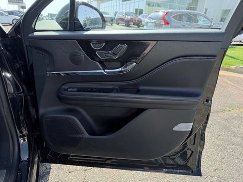 Certified 2024 Lincoln Corsair AWD image 16