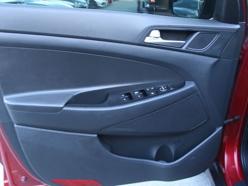 Used 2021 Hyundai Tucson SE FWD image 10