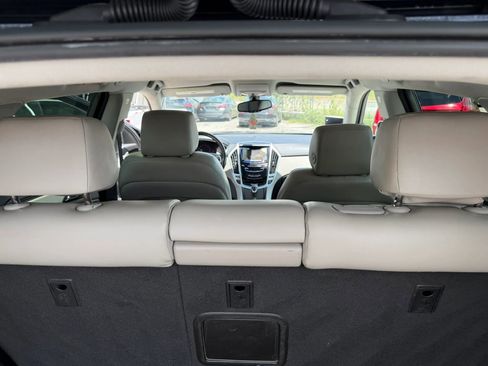 Used 2016 Cadillac SRX FWD image 8