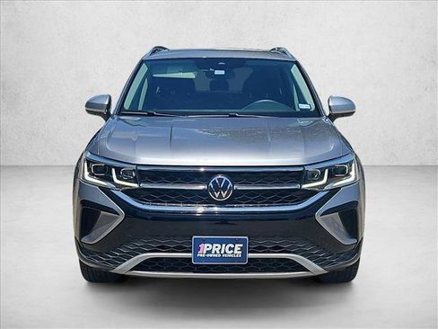 Used 2023 Volkswagen Taos SEL AWD/4WD image 2