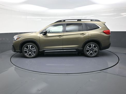 New 2025 Subaru Ascent Limited image 6