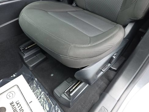 Used 2023 Ford Explorer XLT RWD image 27