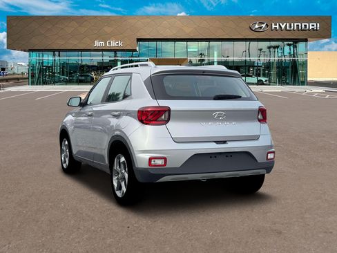 New 2026 Hyundai Venue SEL FWD image 5