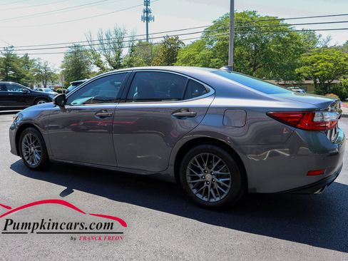 Used 2018 Lexus ES 350 w/ Premier Package FWD image 4