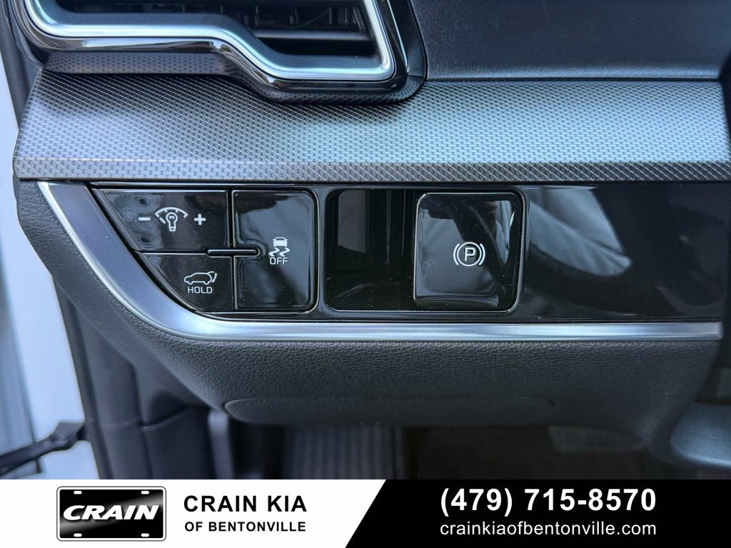 Certified 2025 Kia Sportage SX FWD image 12