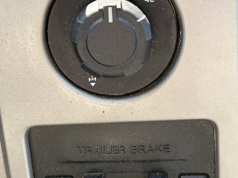 Used 2010 Ford F150 FX4 image 10