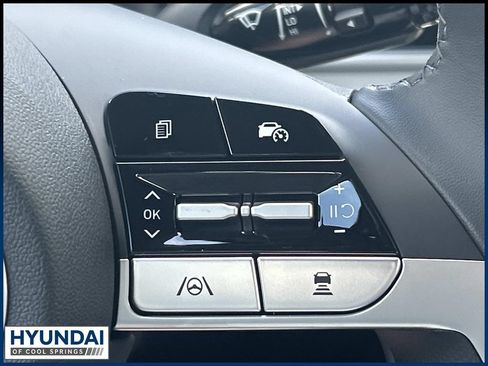 New 2026 Hyundai Elantra Limited FWD image 31