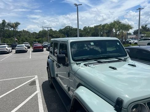Used 2024 Jeep Wrangler Unlimited Sahara w/ Safety Group AWD/4WD image 3
