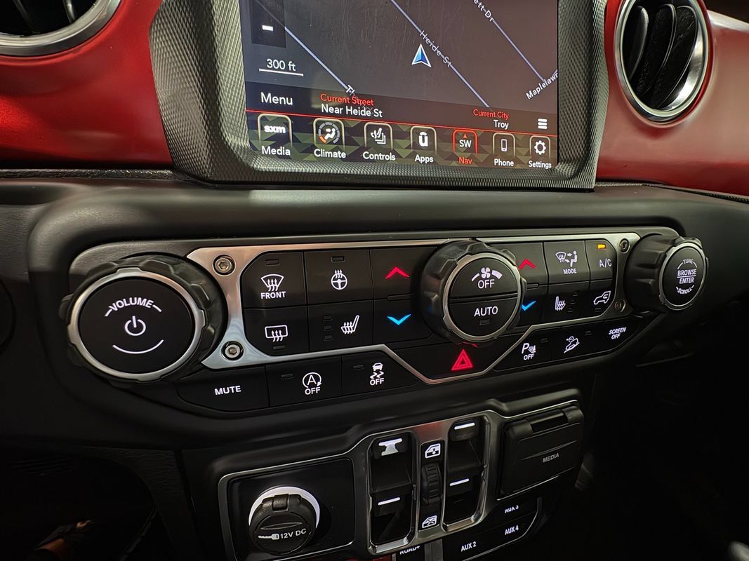 Used 2021 Jeep Wrangler Unlimited Rubicon AWD/4WD image 24