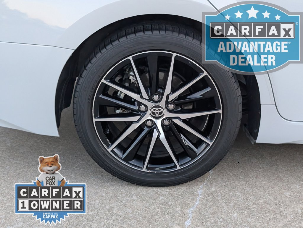 Used 2024 Toyota Camry SE FWD image 3