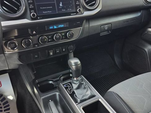 Used 2023 Toyota Tacoma TRD Sport AWD/4WD image 23