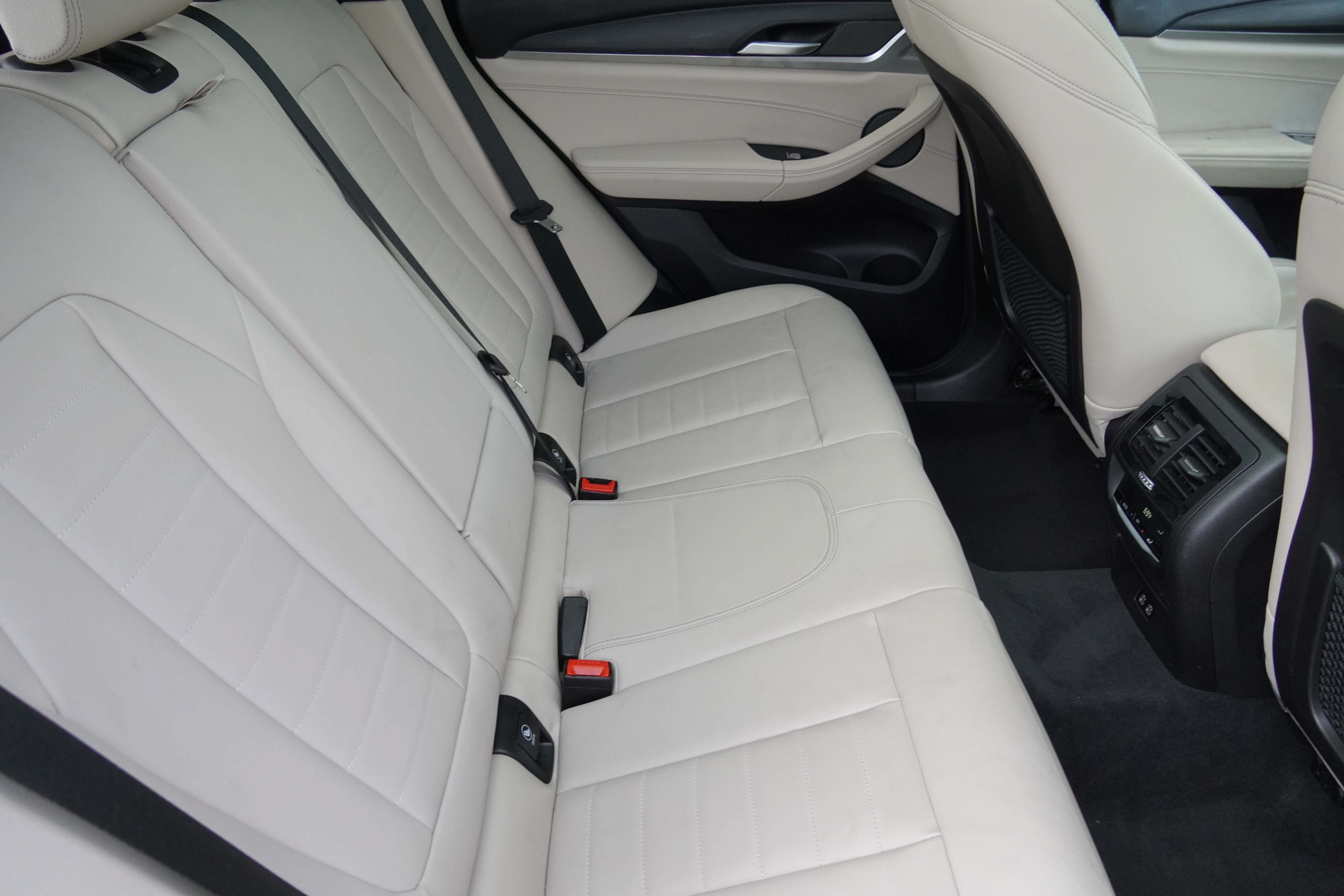 Certified 2023 BMW X3 xDrive30i w/ M Sport Package AWD/4WD image 34