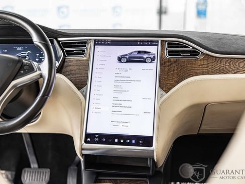 Used 2017 Tesla Model X 100D AWD/4WD image 35