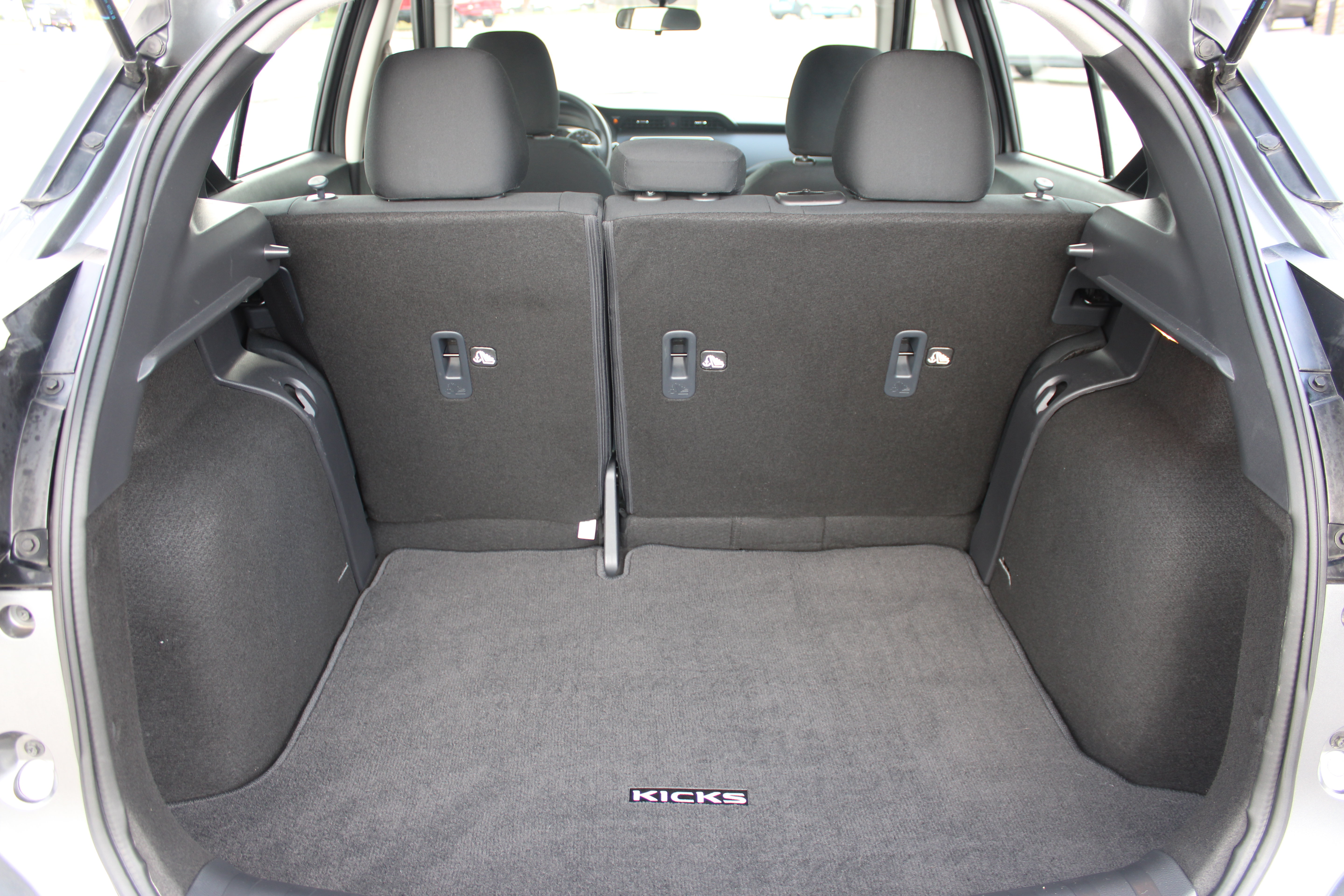 Certified 2024 Nissan Kicks S FWD image 5