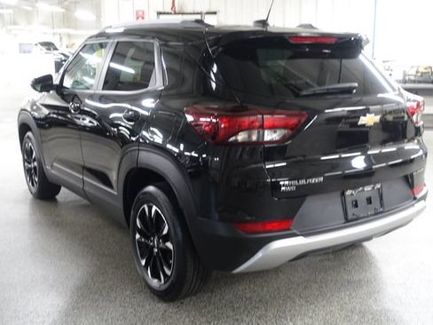 Used 2023 Chevrolet TrailBlazer LT w/ Convenience Package AWD/4WD image 5