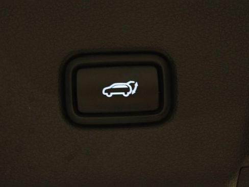 Used 2023 Hyundai Palisade Calligraphy w/ Cargo Package image 17