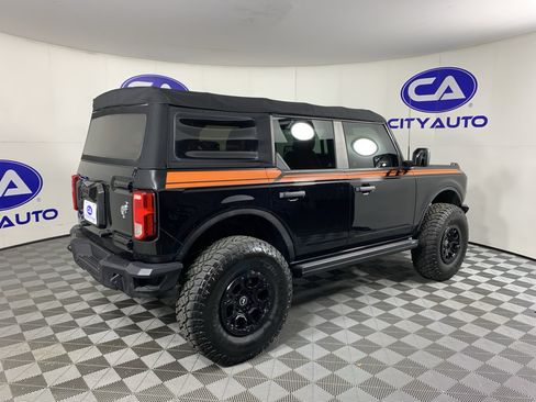Used 2022 Ford Bronco 4-Door AWD/4WD image 3